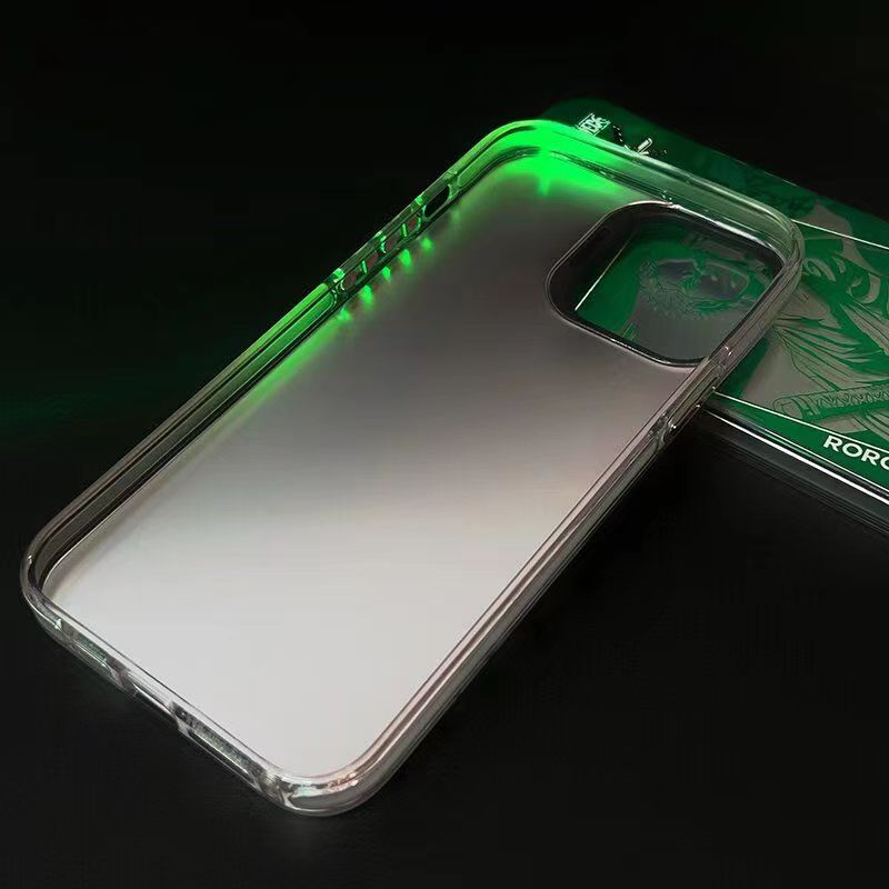 Silikonové antikolizní pouzdro Luffy/Zoro na iPhone