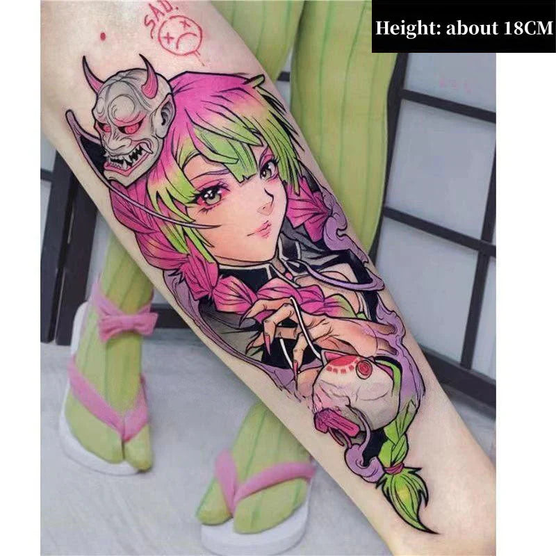 Tanjirou/Nezuko/Zenitsu/Inosuke colle une pâte de tatouage de bras de fleur imperméable à l'eau de cuisse