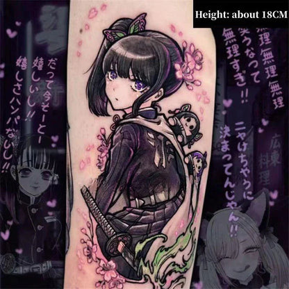 Tanjirou/Nezuko/Zenitsu/Inosuke colle une pâte de tatouage de bras de fleur imperméable à l'eau de cuisse
