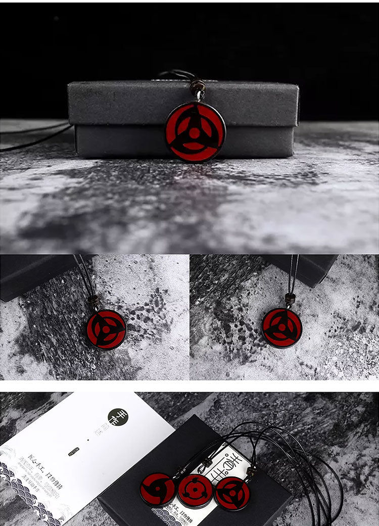 Ručně vyřezávaná sada přívěsků Sharingan Necklace z přírodního santalového dřeva