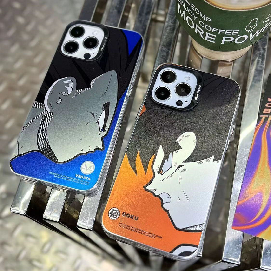 جراب هاتف Goku/Vegeta iPhone رائع من السيليكون مضاد للتصادمات