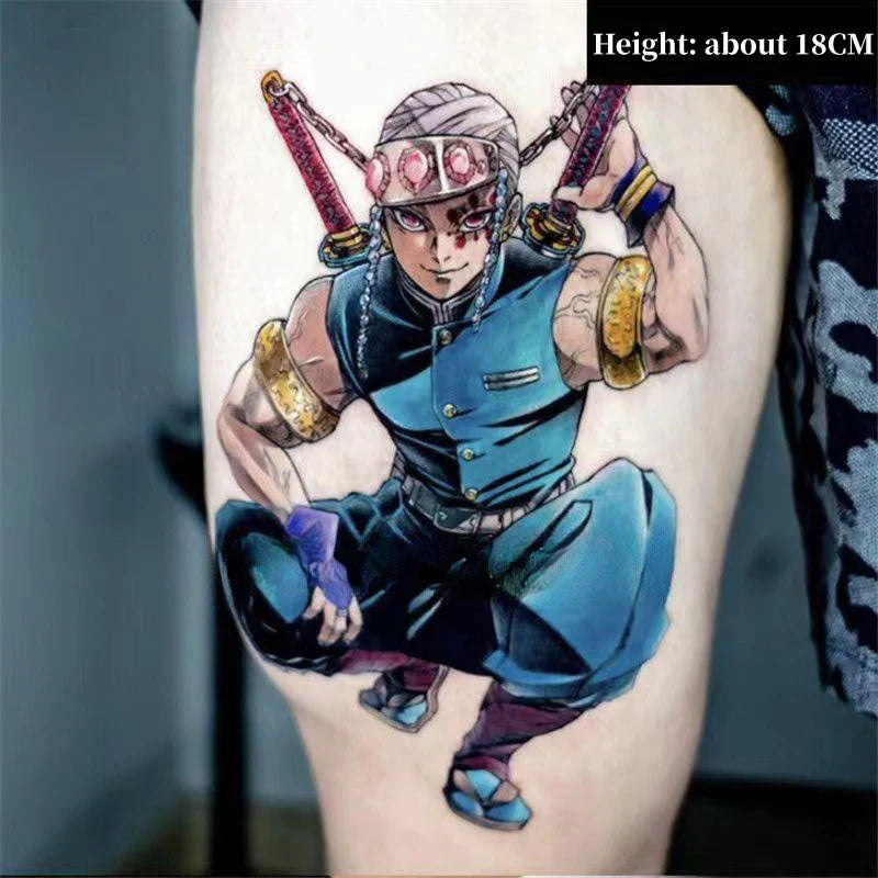 Tanjirou/Nezuko/Zenitsu/Inosuke colle une pâte de tatouage de bras de fleur imperméable à l'eau de cuisse