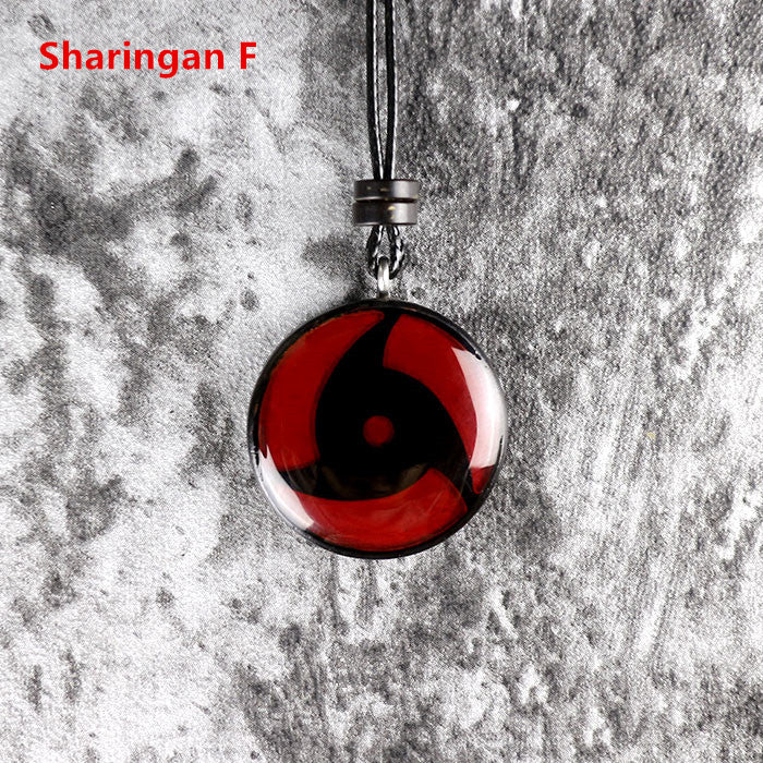 Ručně vyřezávaná sada přívěsků Sharingan Necklace z přírodního santalového dřeva